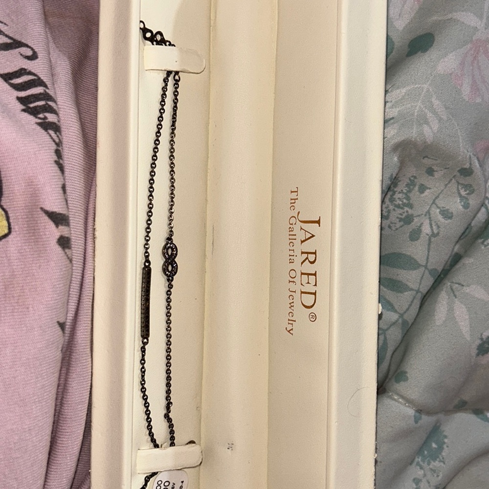 Never worn jewelry